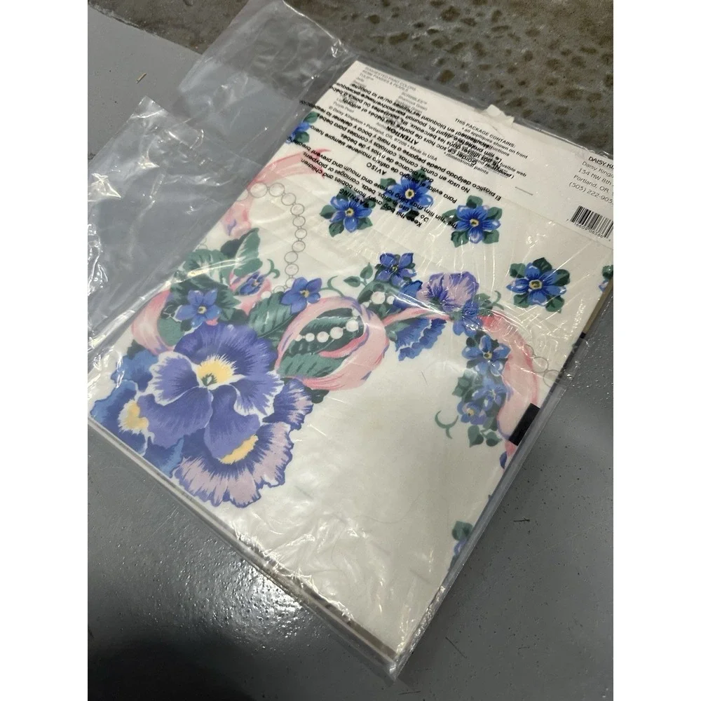 Daisy Kingdom No-Sew Fabric‎ Appliqué 6317 